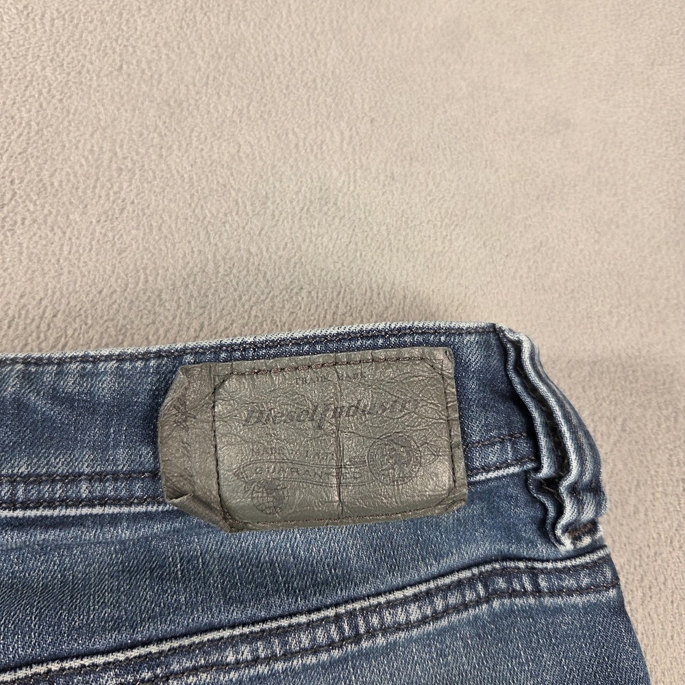 Diesel Larkee Relaxed Jeans Mens 31x34 Blue Stretch Comfort Straight Denim - Picture 3 of 11
